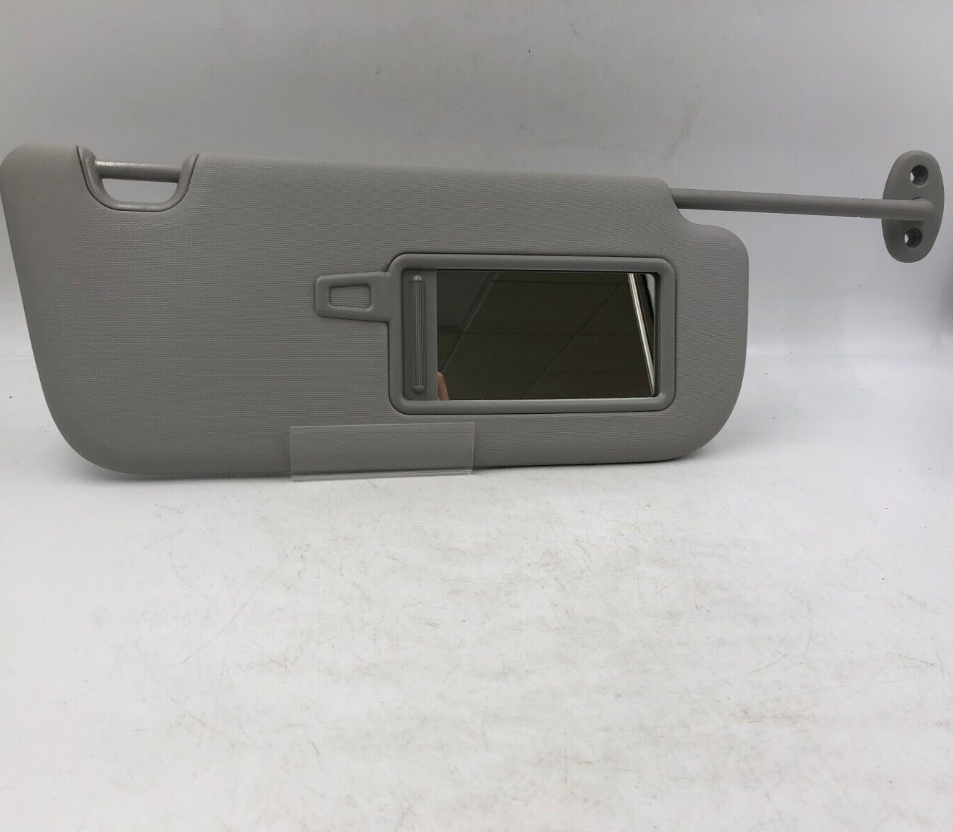 2014-2019 Kia Soul Passenger Sun Visor Gray Illuminated OEM B02B14045