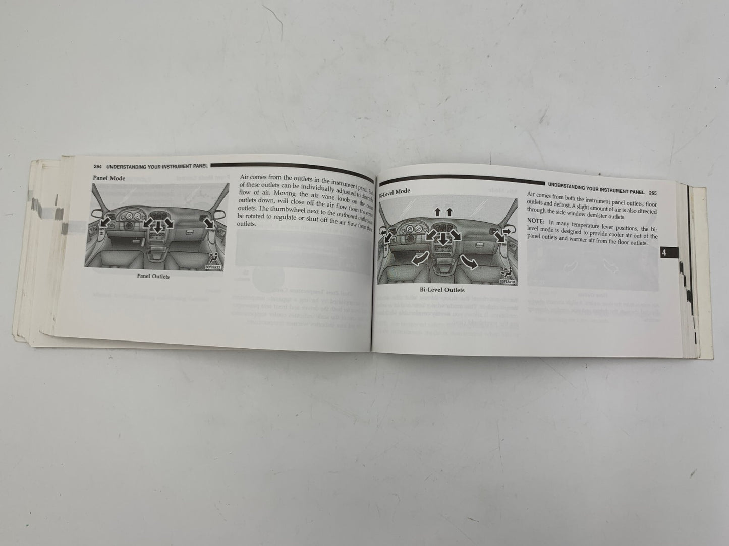 2005 Dodge Caravan Owners Manual OEM E03B57011