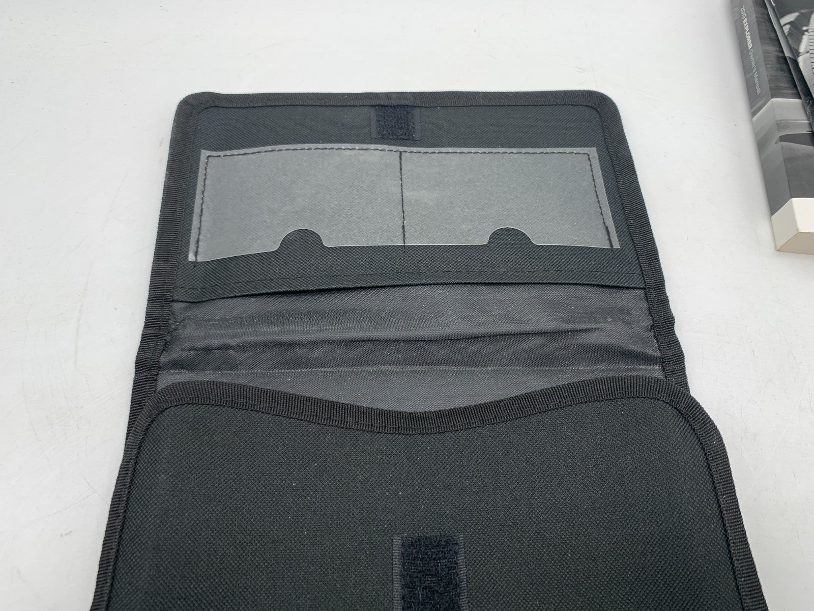 2019 Ford Explorer Owners Manual Set with Case OEM D03B37005