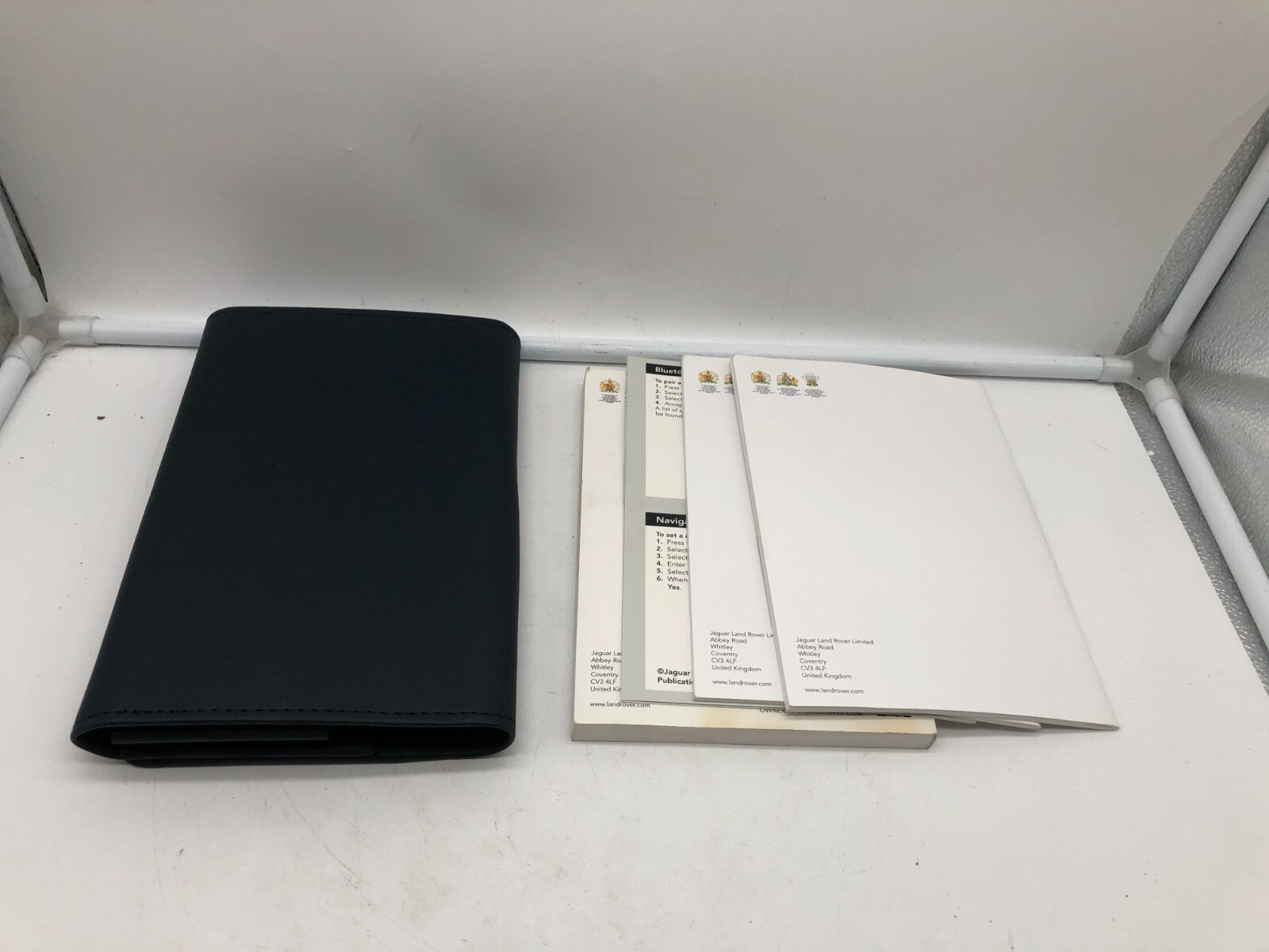 2017 Land Rover Discovery Sport Owners Manual Set with Case OEM A02B21003