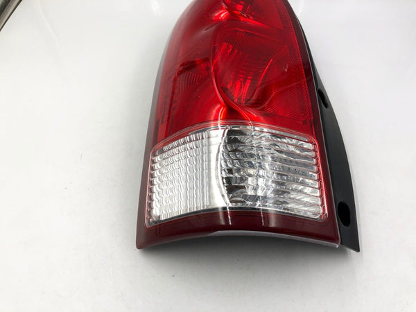 2005-2009 Chevrolet Uplander Driver Side Tail Light Taillight D04B55052