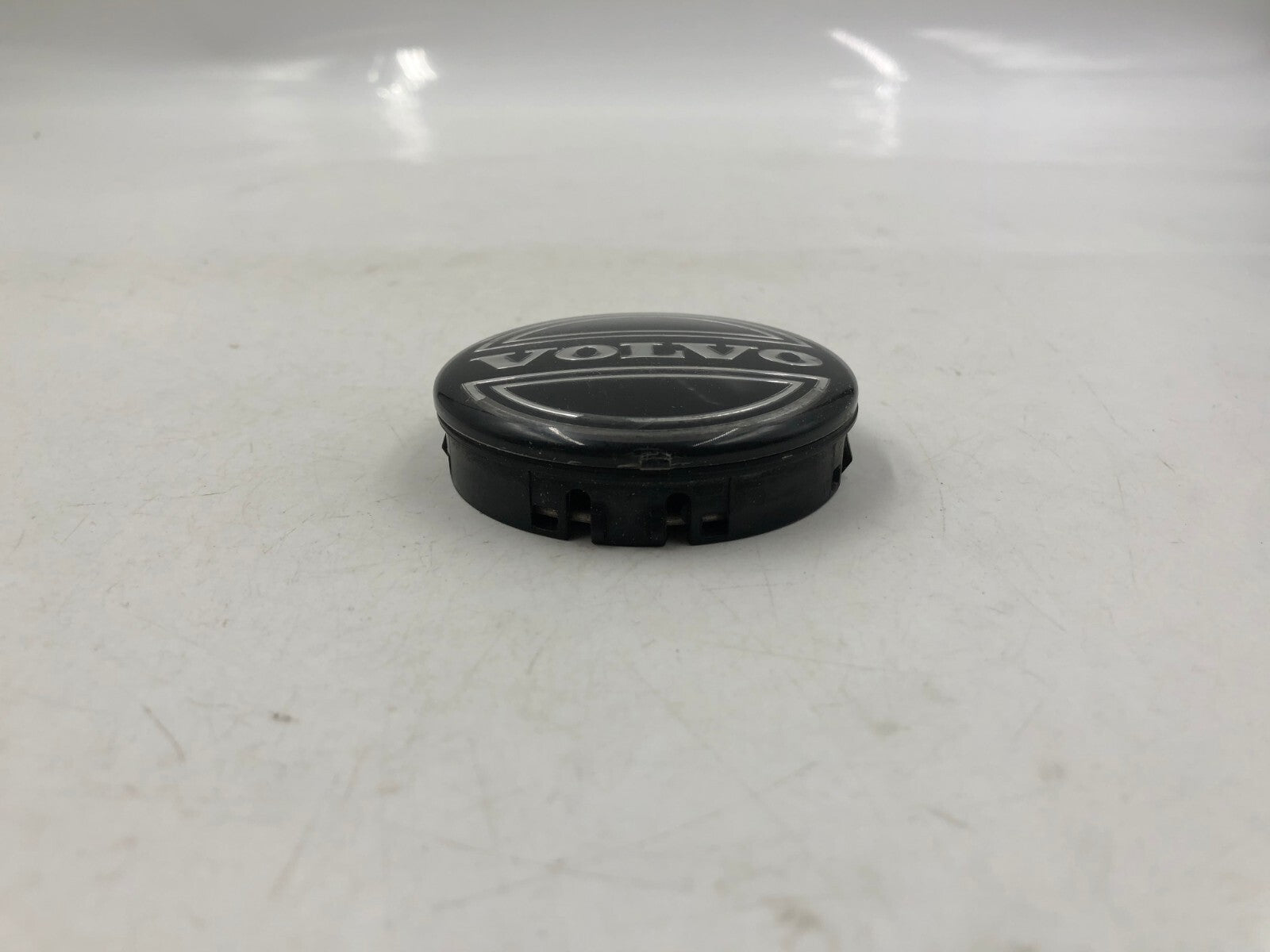 Volvo Rim Wheel Center Cap Black OEM B02B39002
