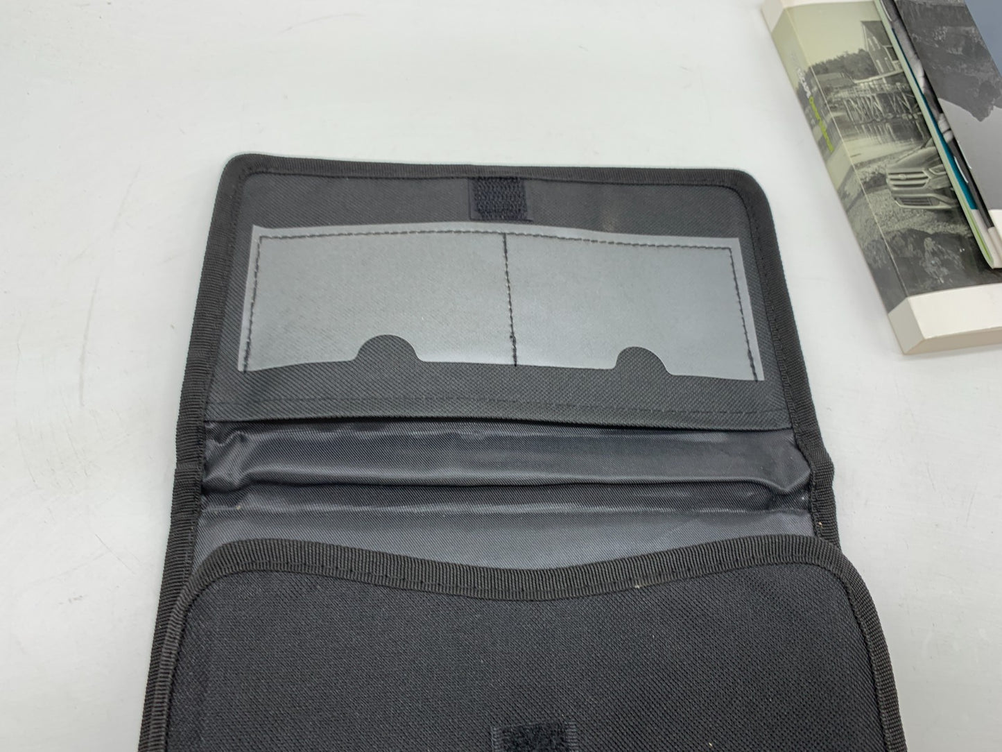 2019 Ford Escape Owners Manual Set with Case OEM B01B04003