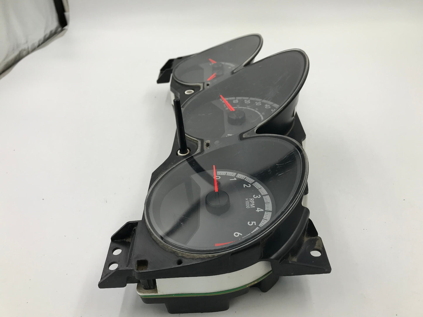 2010 Dodge Avenger Speedometer Instrument Cluster 68123 Miles OEM D01B30081
