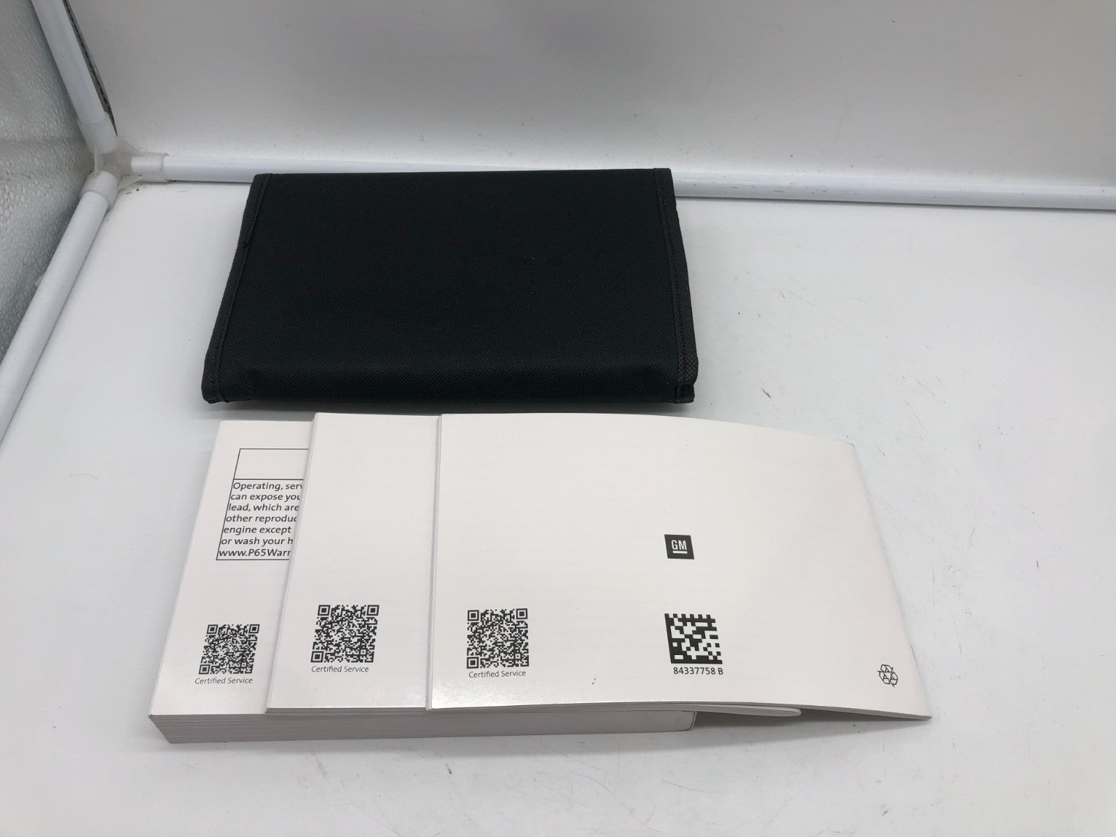 2020 Buick Encore GX Owners Manual Set with Case OEM A03B23040