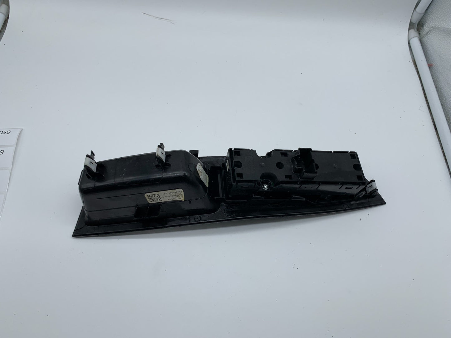 2016-2020 Ford Edge Master Power Window Switch OEM B03B55038