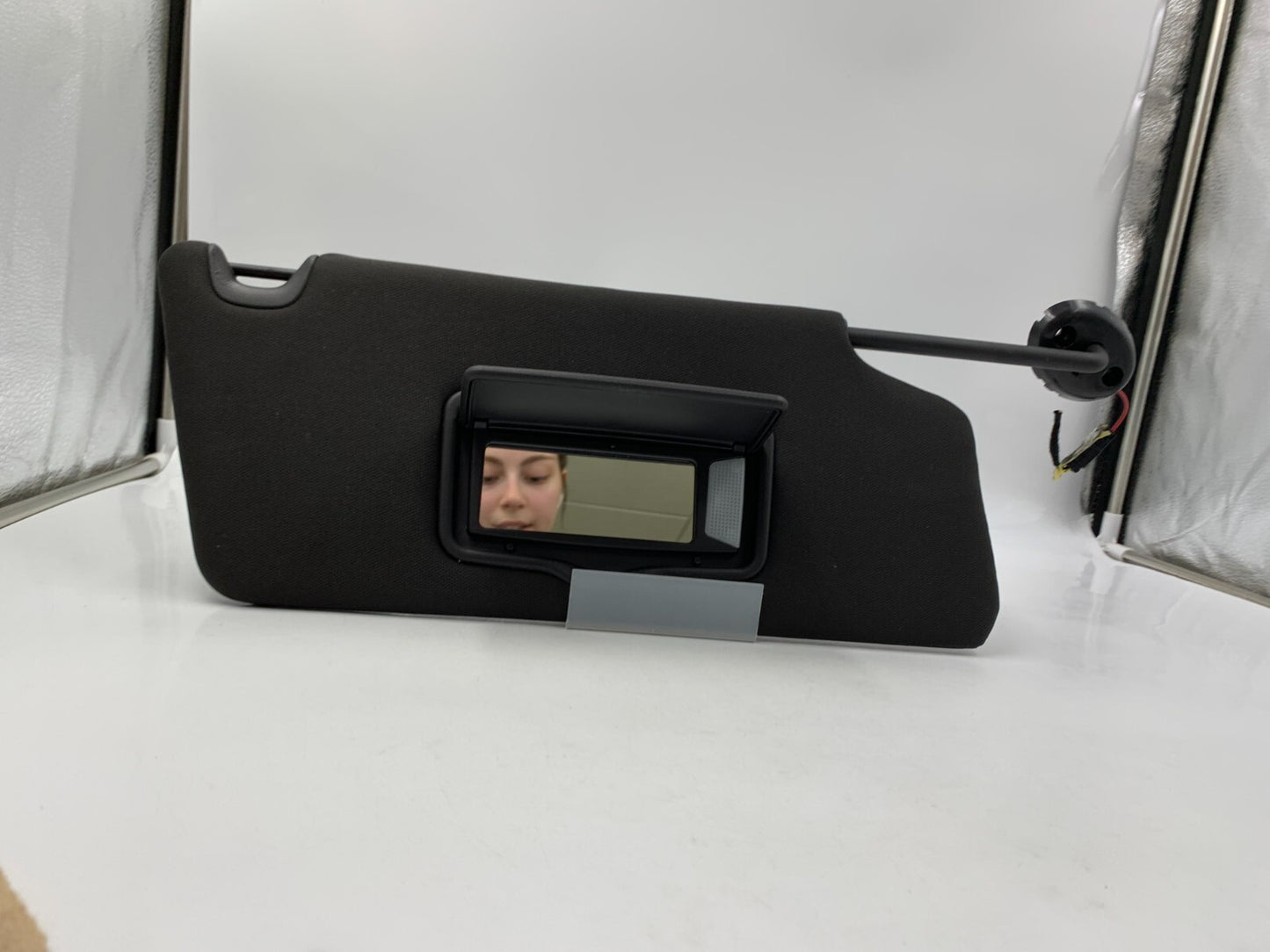 2011-2015 Ford Explorer Passenger Sun Visor Illuminated Black OEM E01B57004