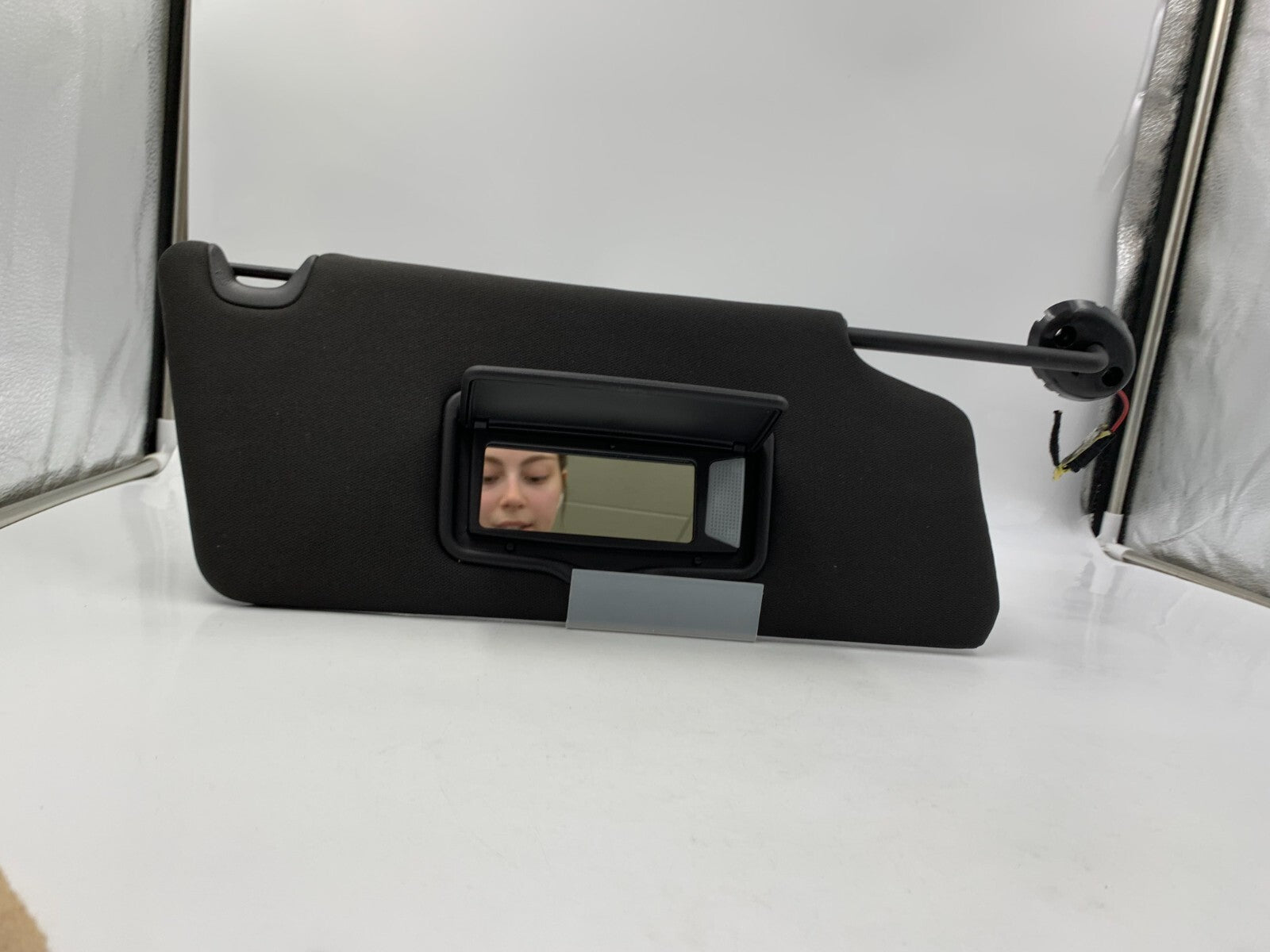 2011-2015 Ford Explorer Passenger Sun Visor Illuminated Black OEM E01B57004