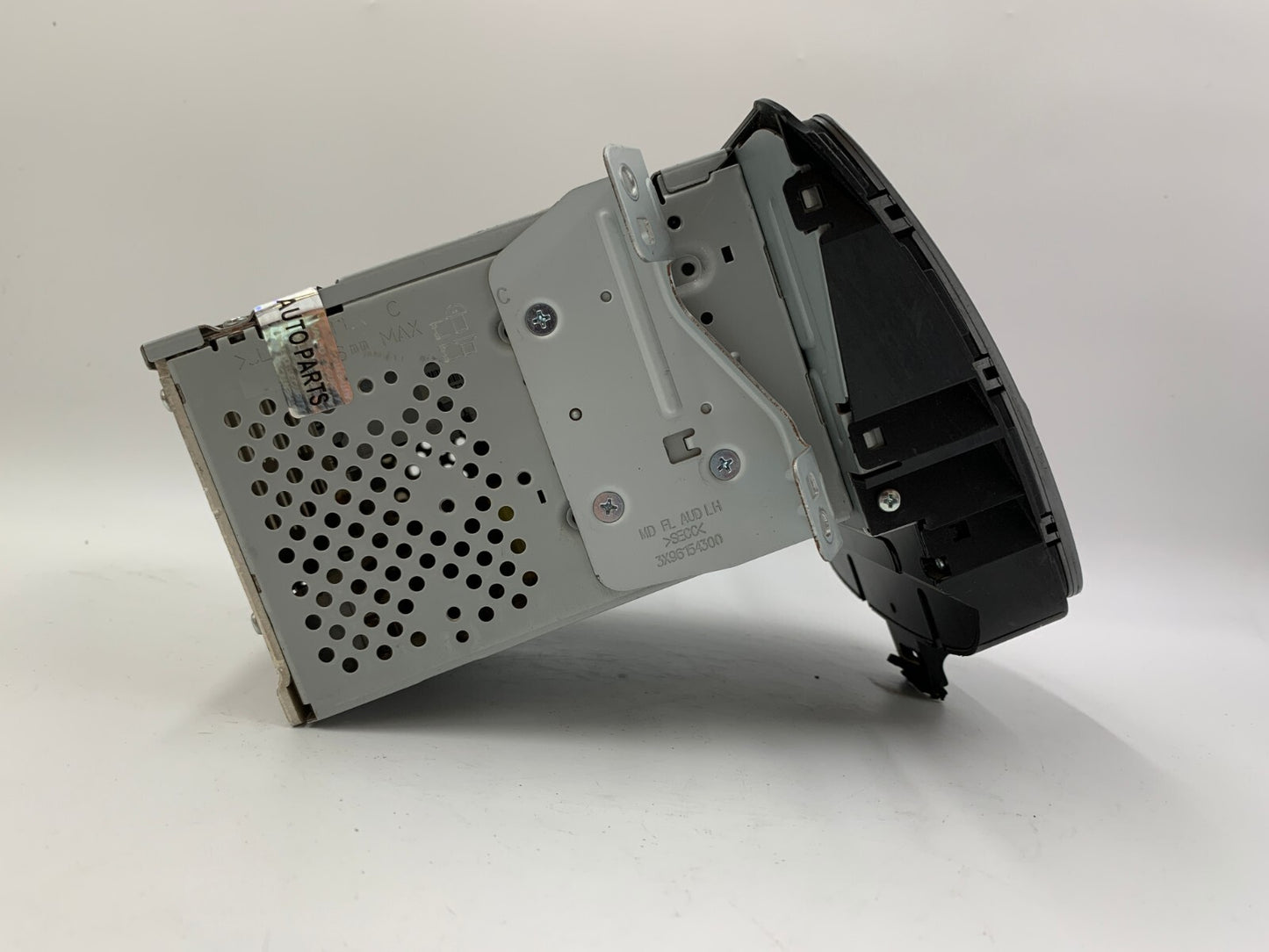 2014-2016 Hyundai Elantra AM FM CD Player Radio Receiver OEM B01B02040