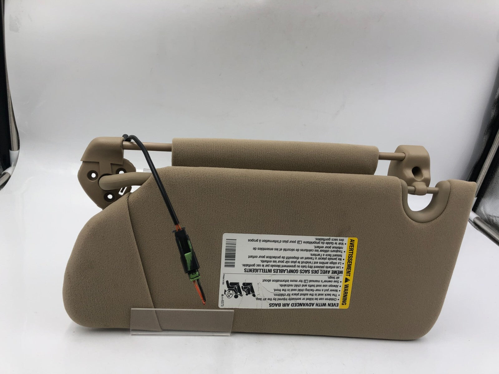 2006-2007 Cadillac DTS Passenger Sun Visor Sand OEM E01B48059