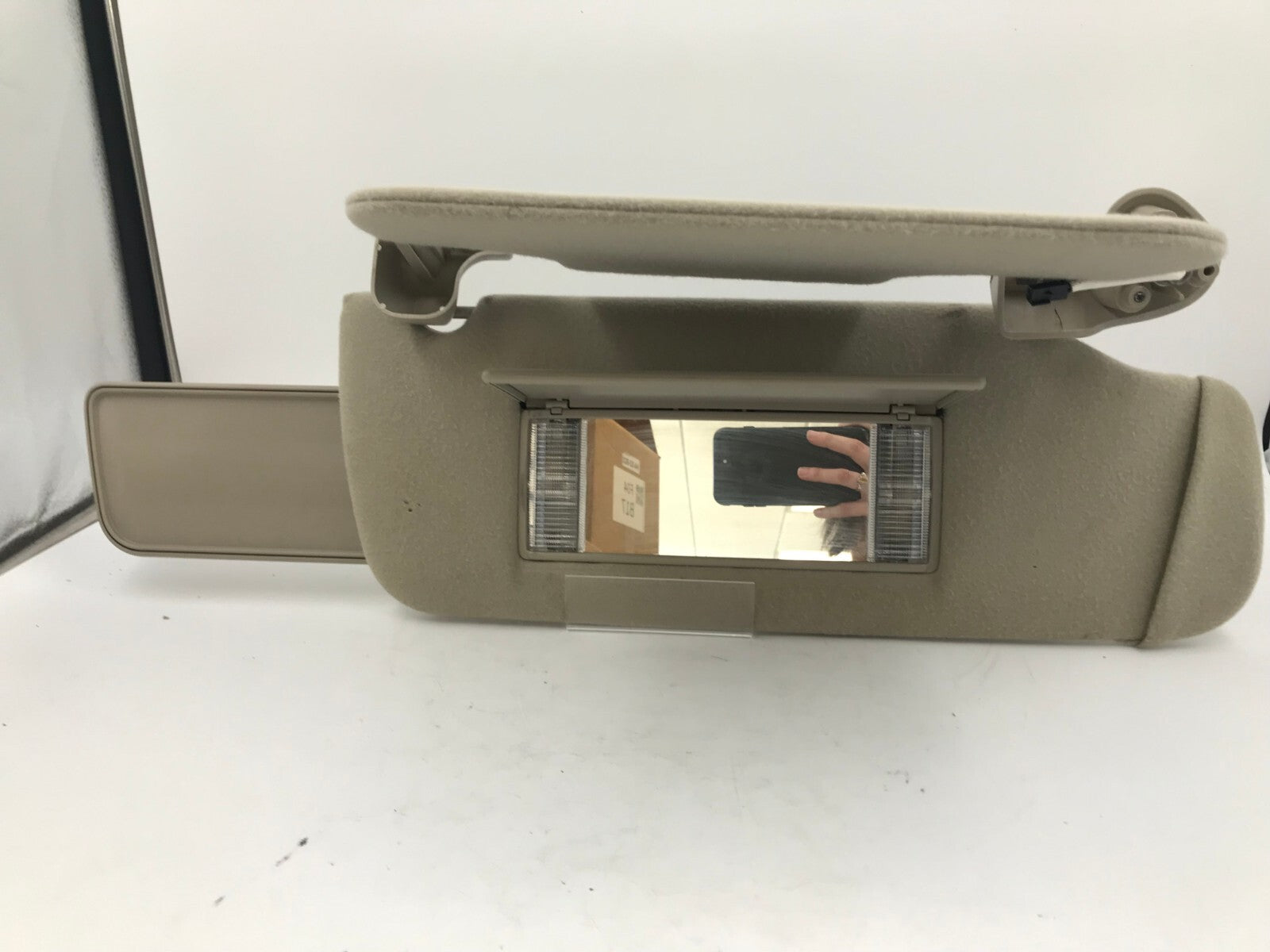 2000 Chevrolet Tahoe Passenger Sun Visor Gray Illuminated OEM B03B50053