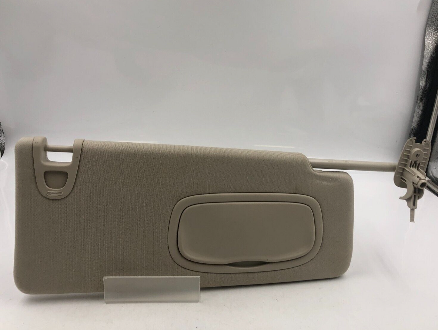 2016-2017 Chrysler 200 Sedan Passenger Sun Visor Gray Illuminated OEM B01B16039