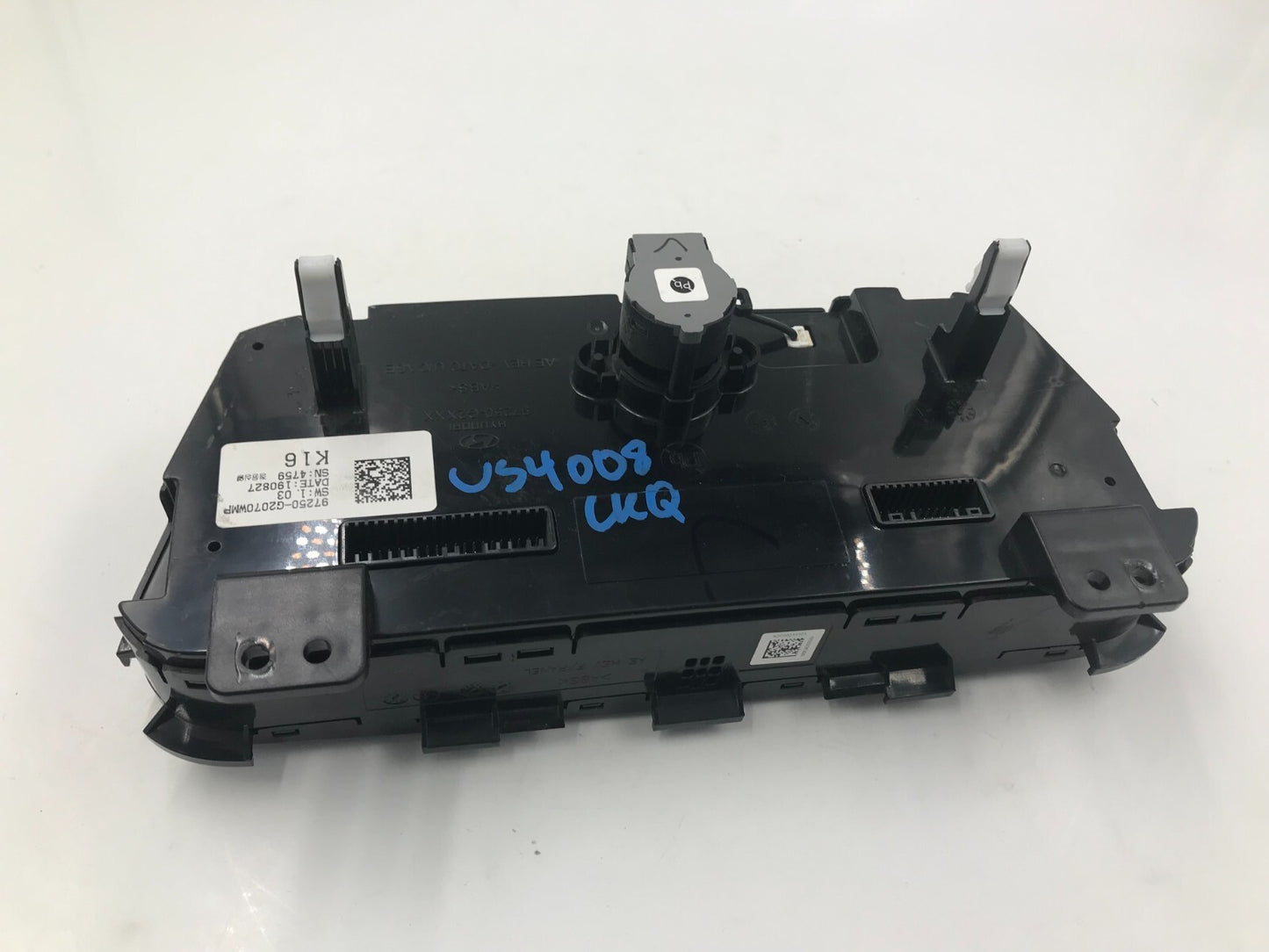 2017-2019 Hyundai Ioniq AC Heater Climate Control Unit OEM C02B05044