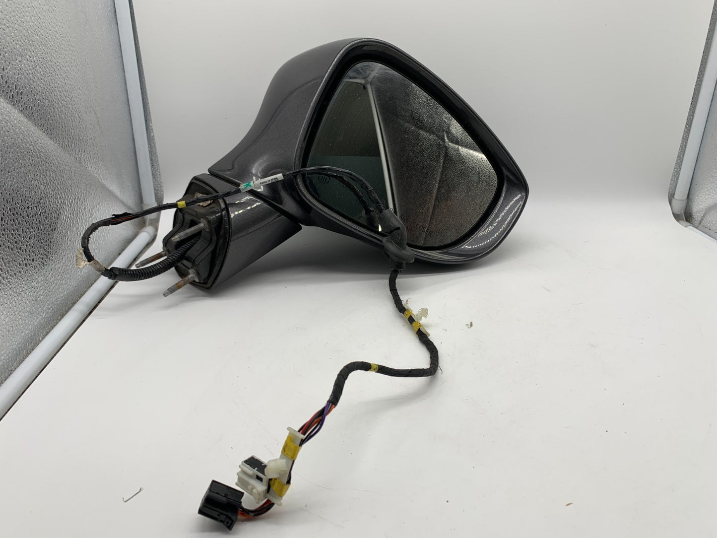 2017-2019 Chrysler Pacifica Passenger Side View Door Mirror Black BSA C04B58010