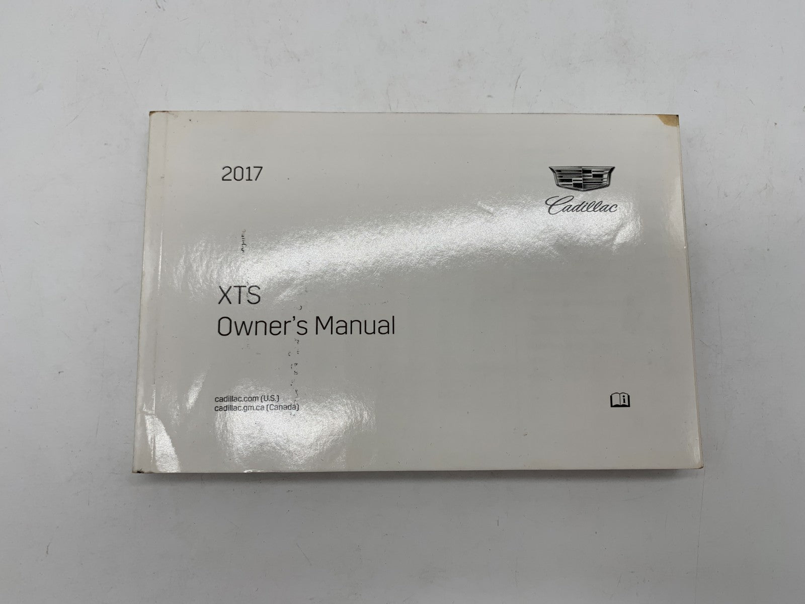 2017 Cadillac XTS Owners Manual Set with Case OEM