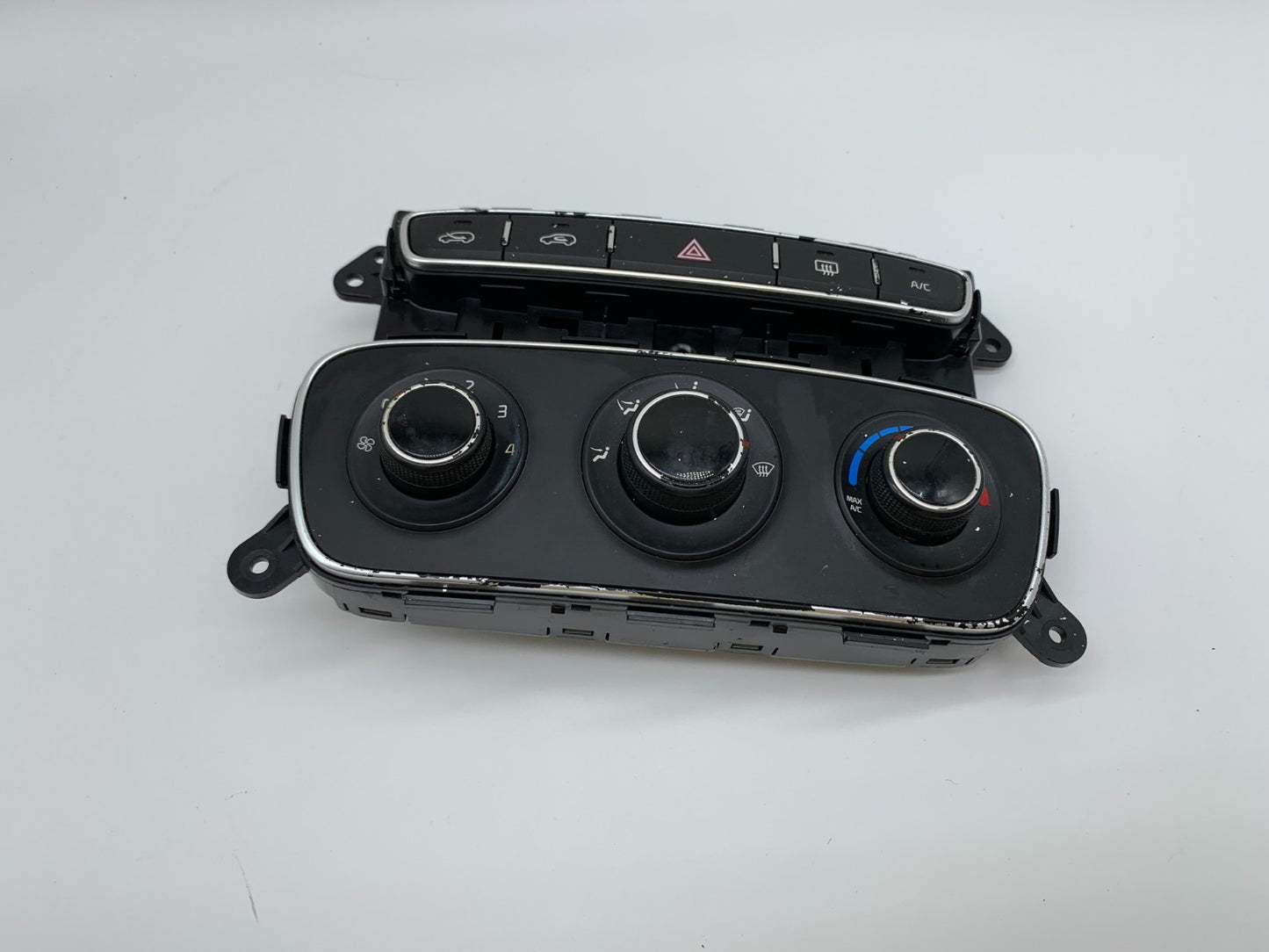 2014-2015 Kia Sorento AC Heater Climate Control Unit OEM C03B54019