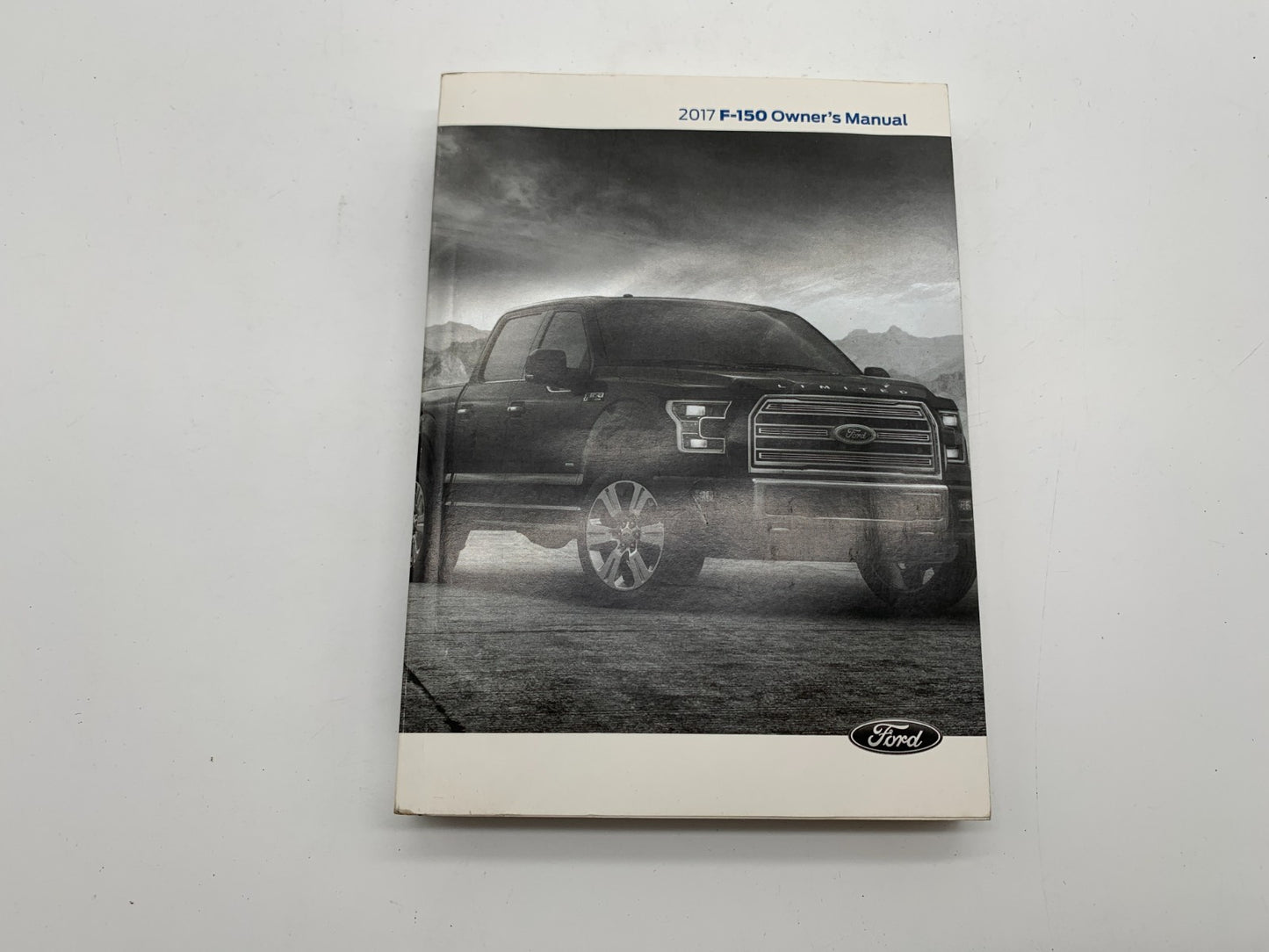 2017 Ford F-150 F150 Owners Manual Set with Case OEM C03B46016