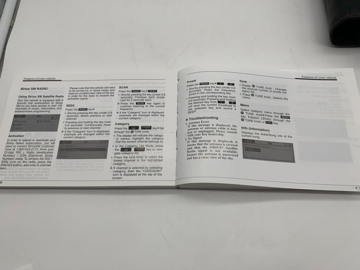 2016 Kia Sorento Owners Manual Set with Case OEM R01B03022