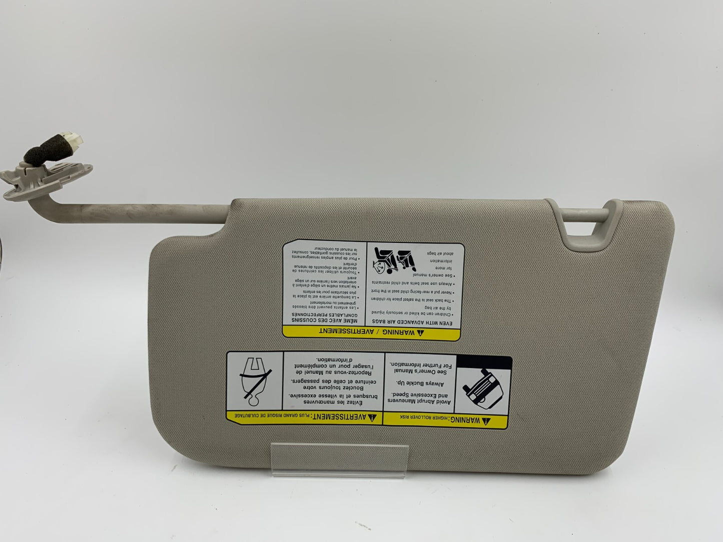 2018-2020 Nissan Rogue Passenger Sun Visor Gray Illuminated OEM B01B10001