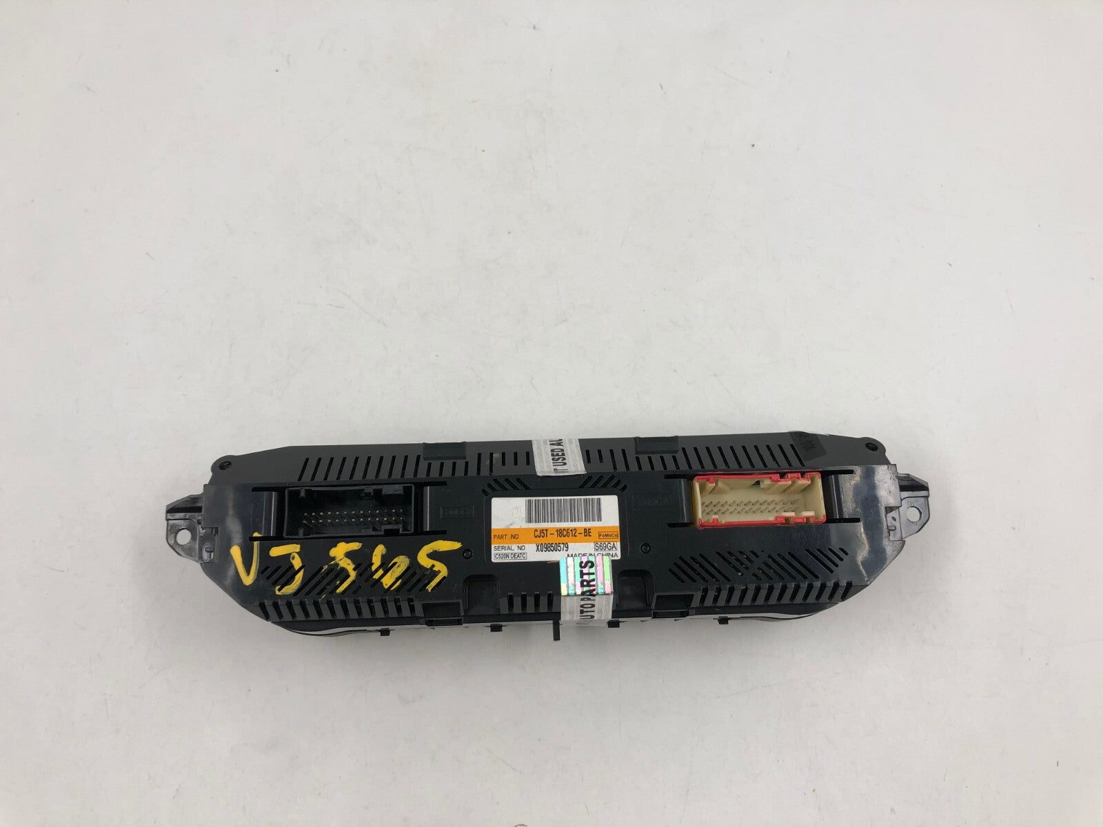 2015-2016 Ford Escape AC Heater Climate Control Unit OEM C02B10018