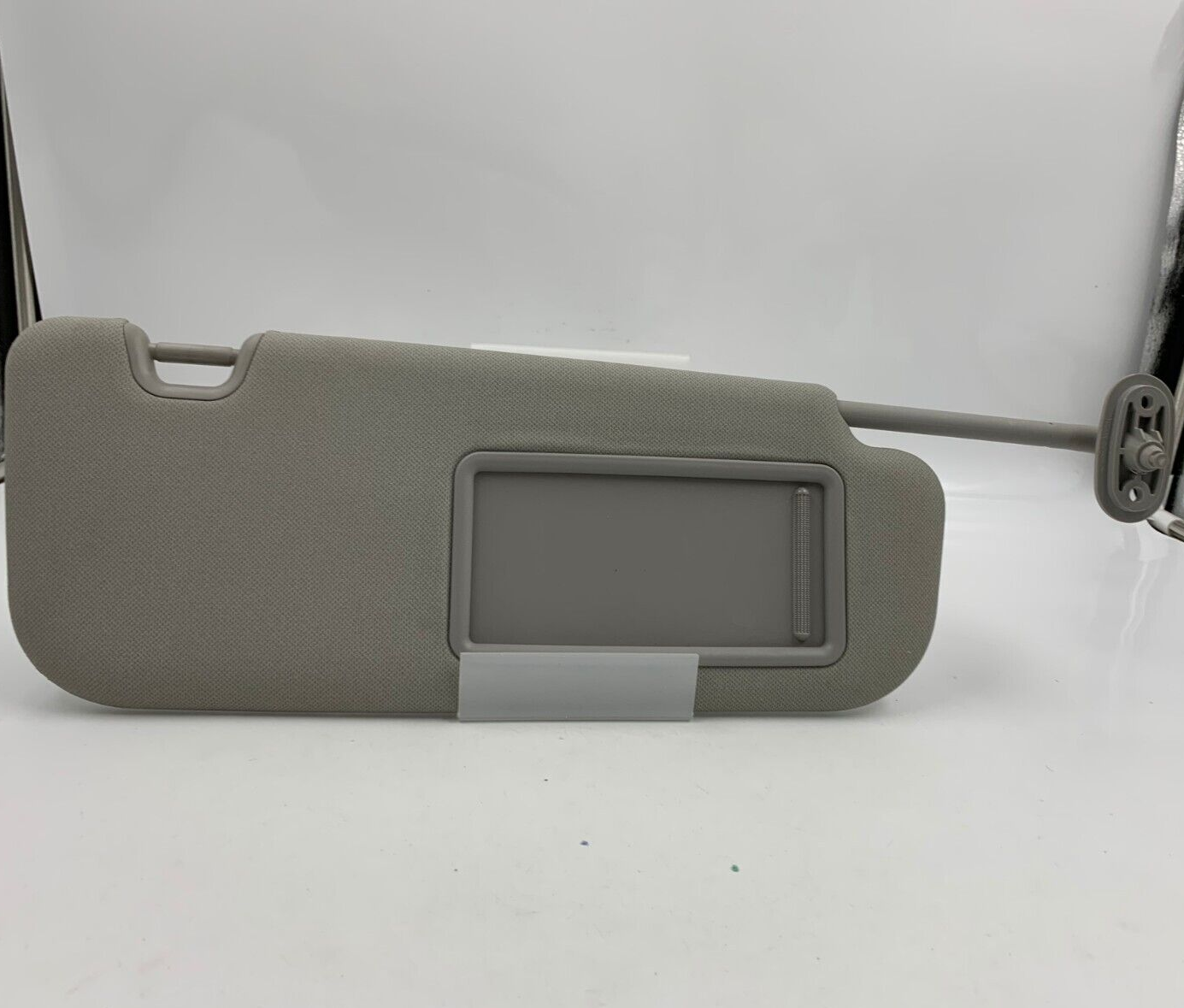 2014-2017 Kia Forte Passenger Sun Visor Gray OEM C04B23015