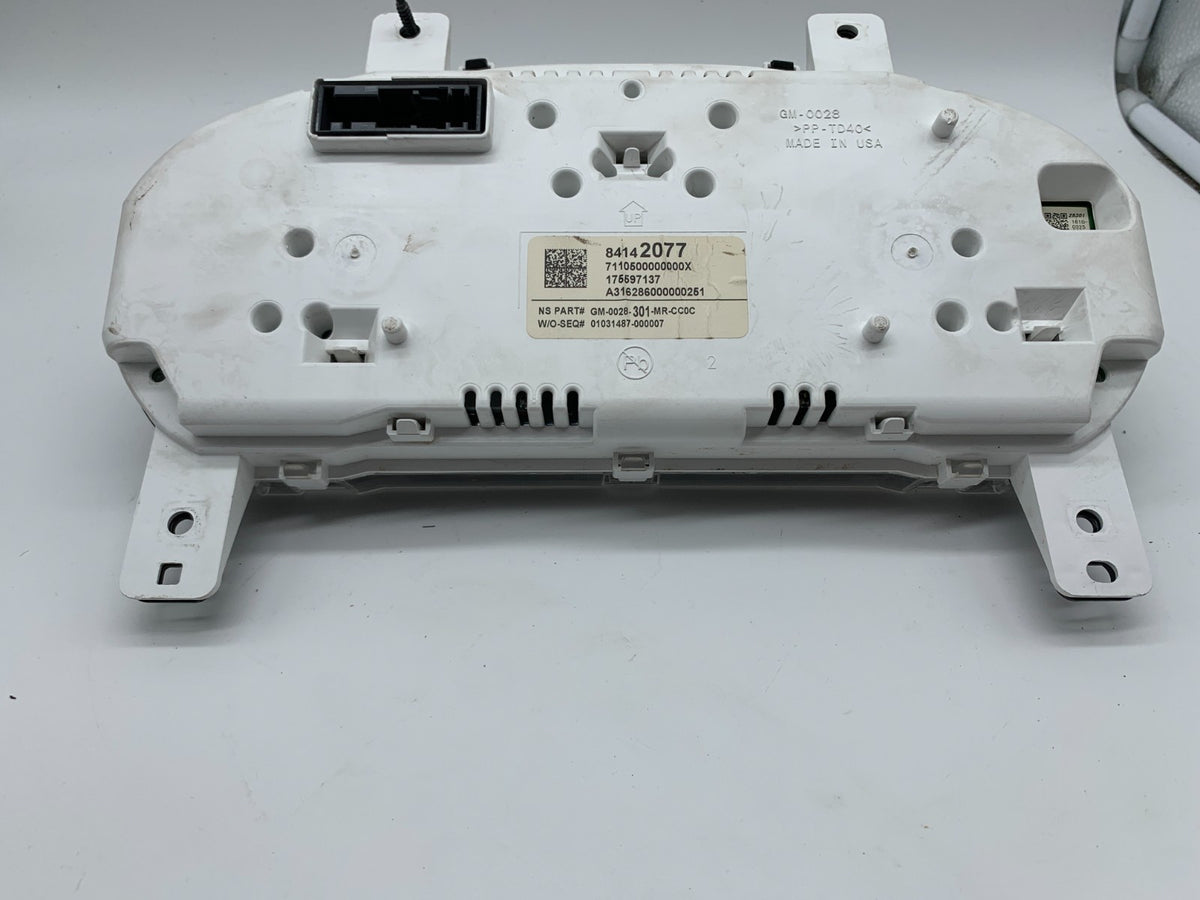 2017-2020 Chevrolet Impala Speedometer Cluster 141,572 Miles OEM C02B38002