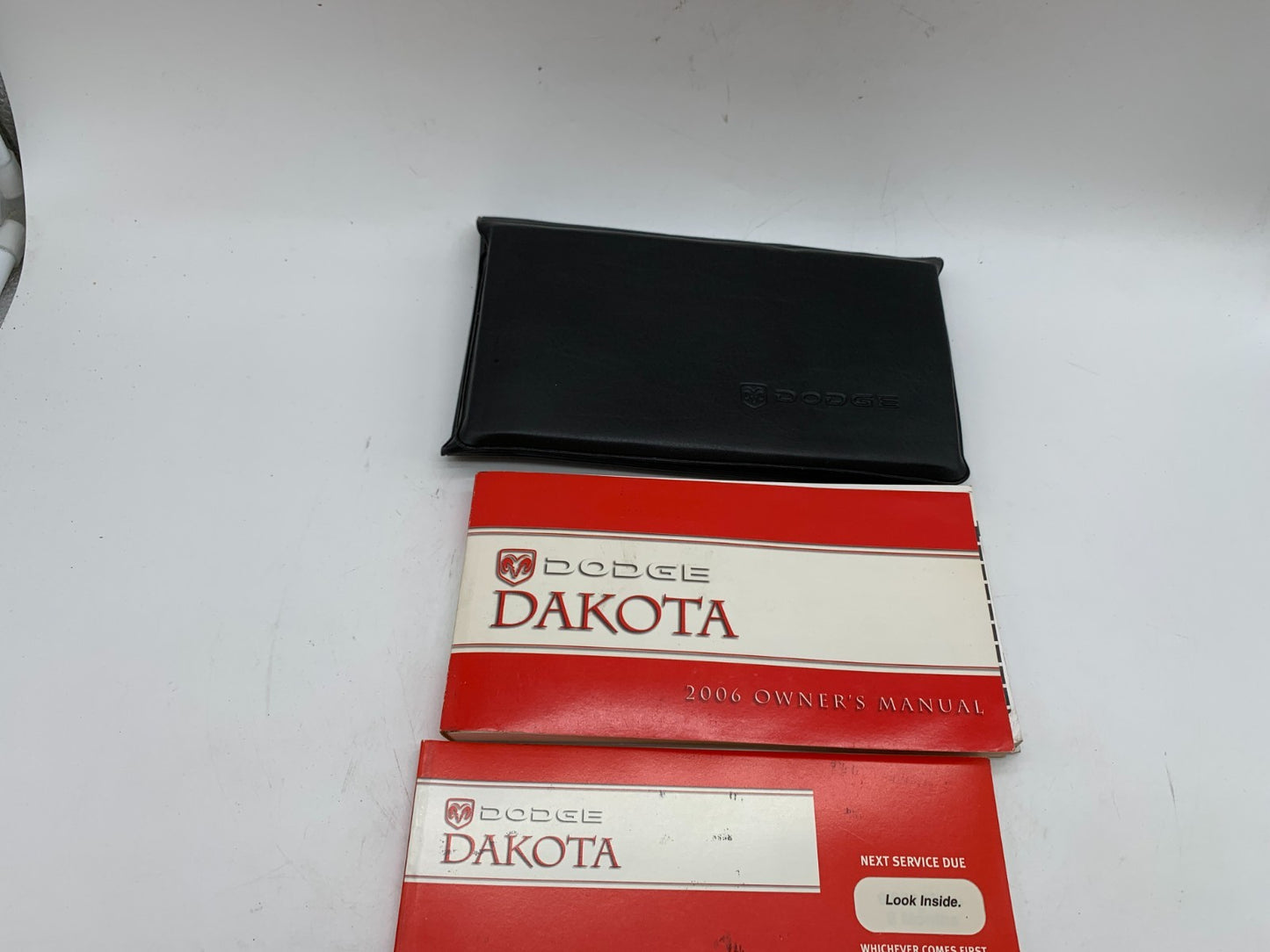 2006 Dodge Dakota Owners Manual Set with Case OEM C02B07011