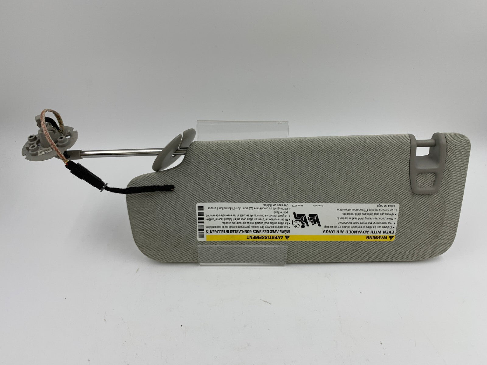 2013-2016 Chevrolet Malibu Passenger Sun Visor Gray Illuminated OEM D04B13094