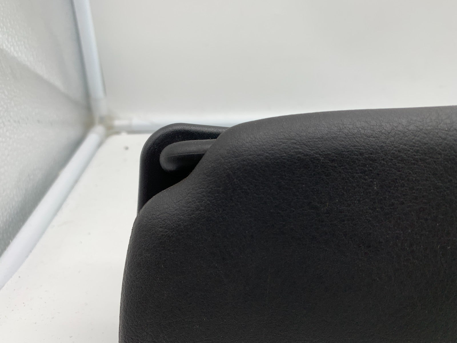 2000-2006 BMW 325I Passenger Sun Visor Black Illuminated OEM A04B01008