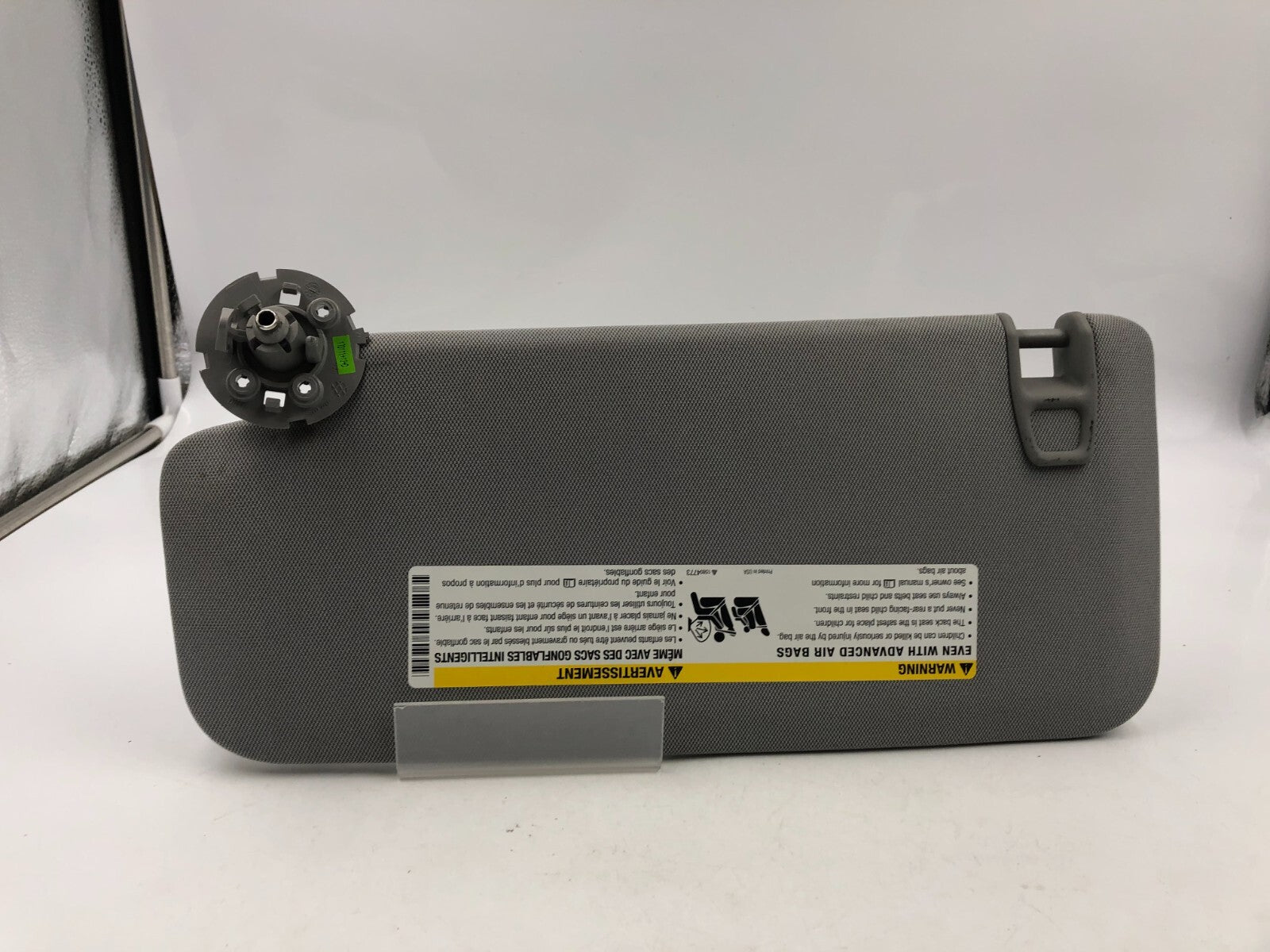 2017-2022 Chevrolet Trax Passenger Sun Visor Gray Illuminated OEM D03B30084