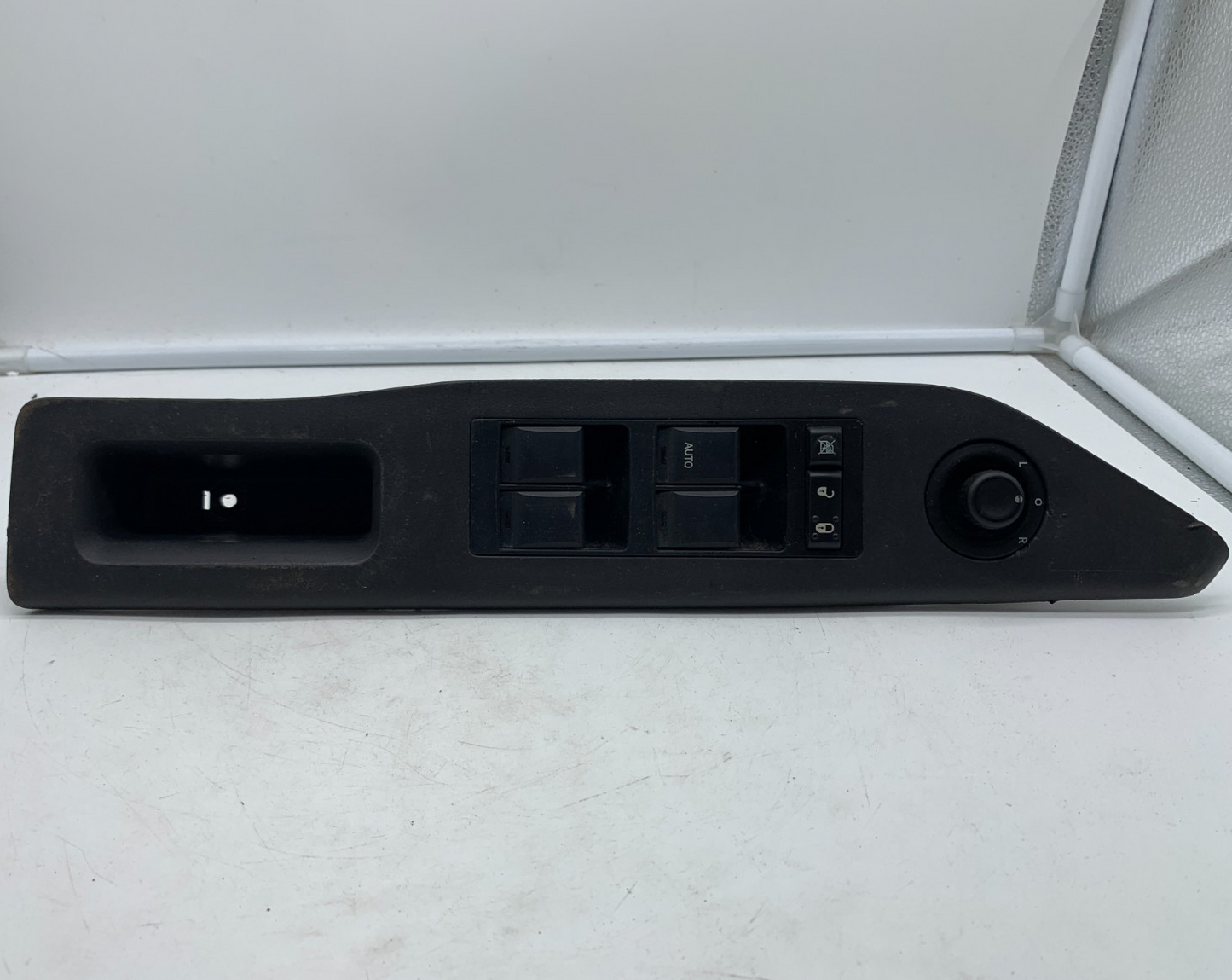 2007-2010 Dodge Caliber Master Power Window Switch OEM A02B47056