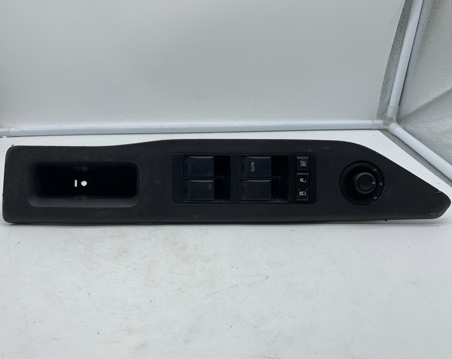 2007-2010 Dodge Caliber Master Power Window Switch OEM A02B47056