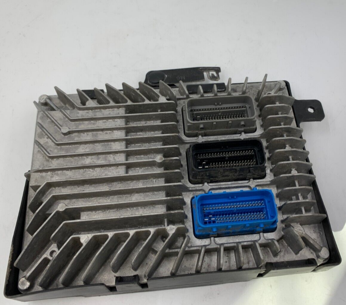 2013-2016 Chevrolet Traverse Engine Control Module ECU ECM OEM B02B43021