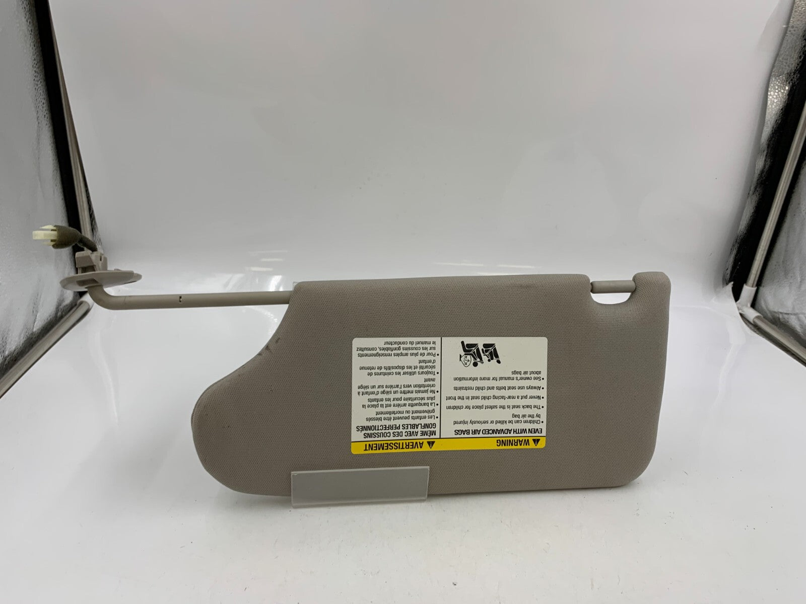 2013-2018 Nissan Altima Passenger Sun Visor Gray Illumination OEM E02B43061