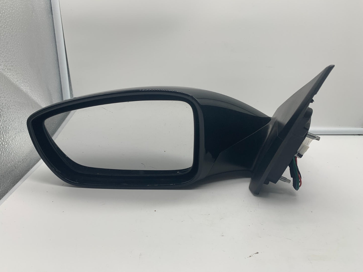 2011-2014 Hyundai Sonata Driver Side View Power Door Mirror Black OEM C04B50029