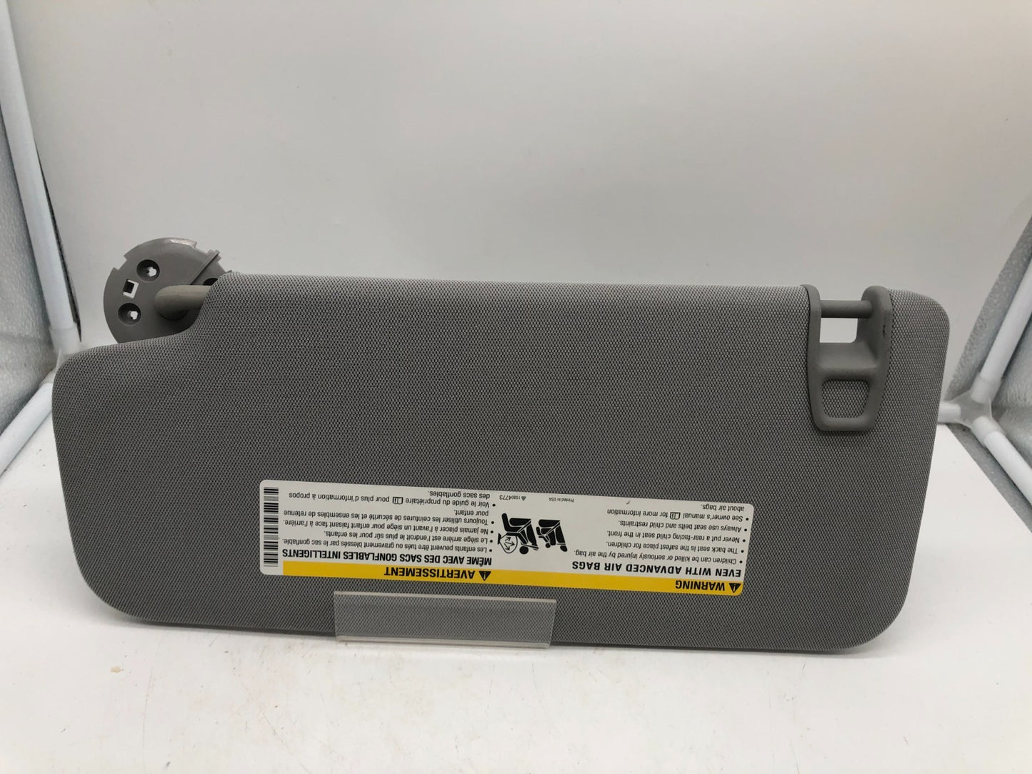 2017-2022 Chevrolet Trax Passenger Sun Visor Gray OEM A01B08058