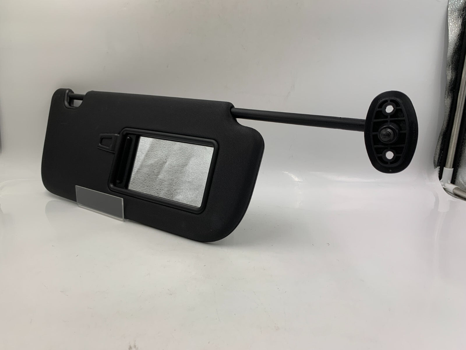 2014-2019 Kia Soul Passenger Sun Visor Black Illuminated OEM D01B15022