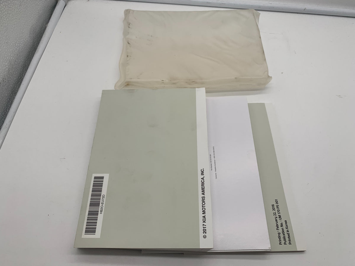2017 Kia Soul Owners Manual Set with Case OEM R01B22023
