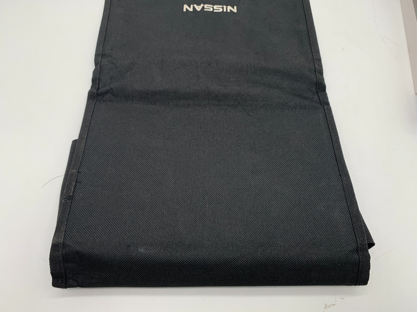 2021 Nissan Versa Owners Manual Set with Case OEM B02B36050