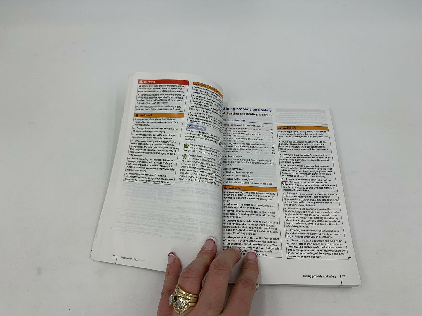 2015 Volkswagen Jetta Owners Manual Set with Case OEM B02B28026