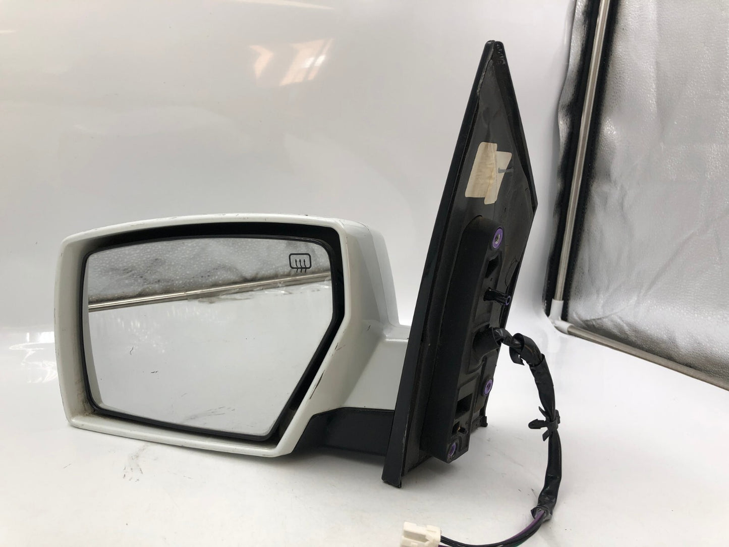 2008-2009 Nissan Quest Driver Side View Power Door Mirror White OEM D03B46026