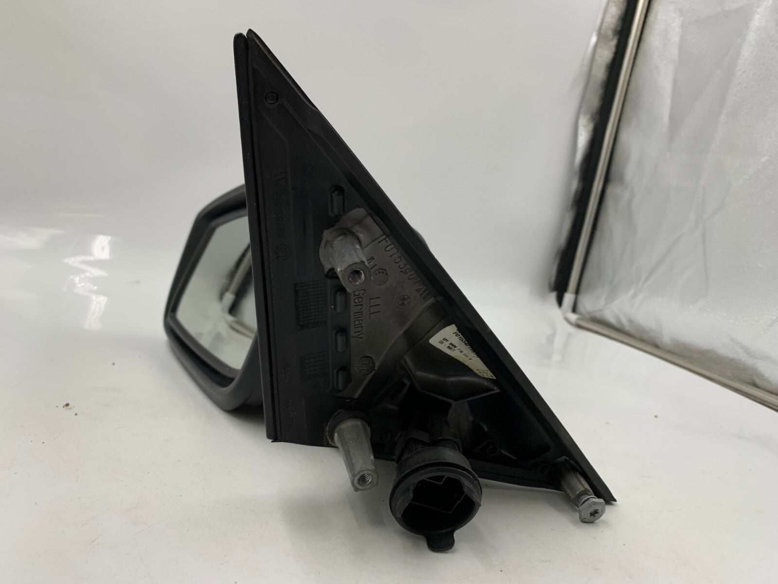 2011-2012 BMW 528i Driver Side View Power Door Mirror Black OEM D04B18081