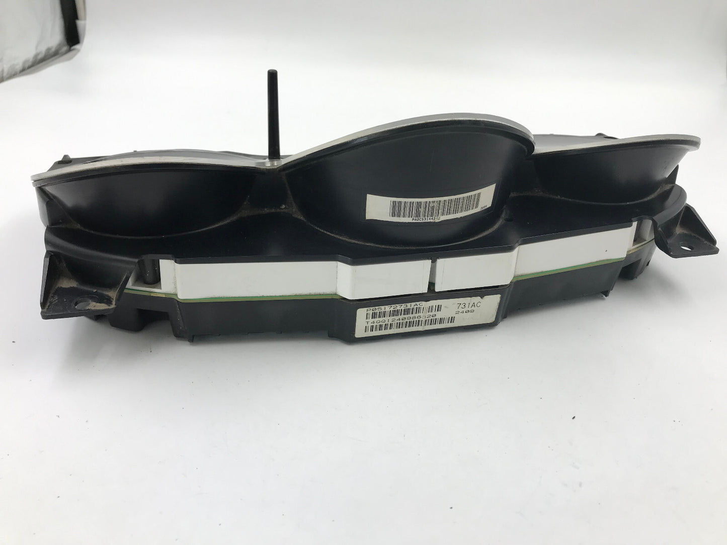 2010 Dodge Avenger Speedometer Instrument Cluster 68123 Miles OEM D01B30081
