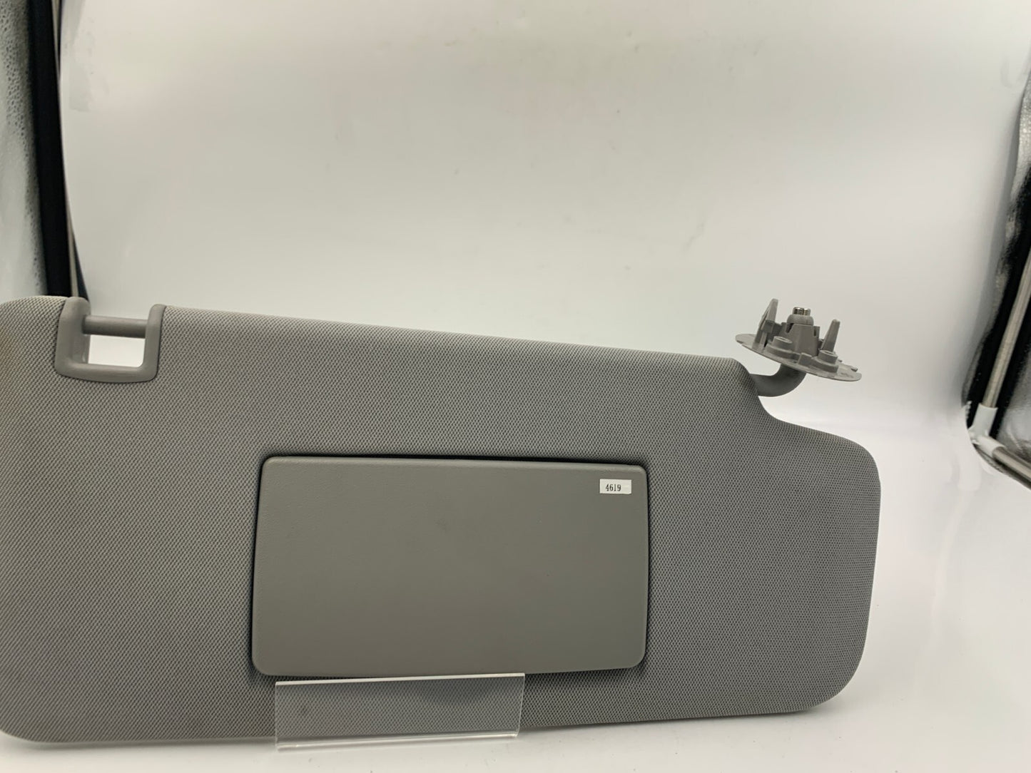 2017-2021 Chevrolet Trax Passenger Sun Visor Gray OEM C01B06030