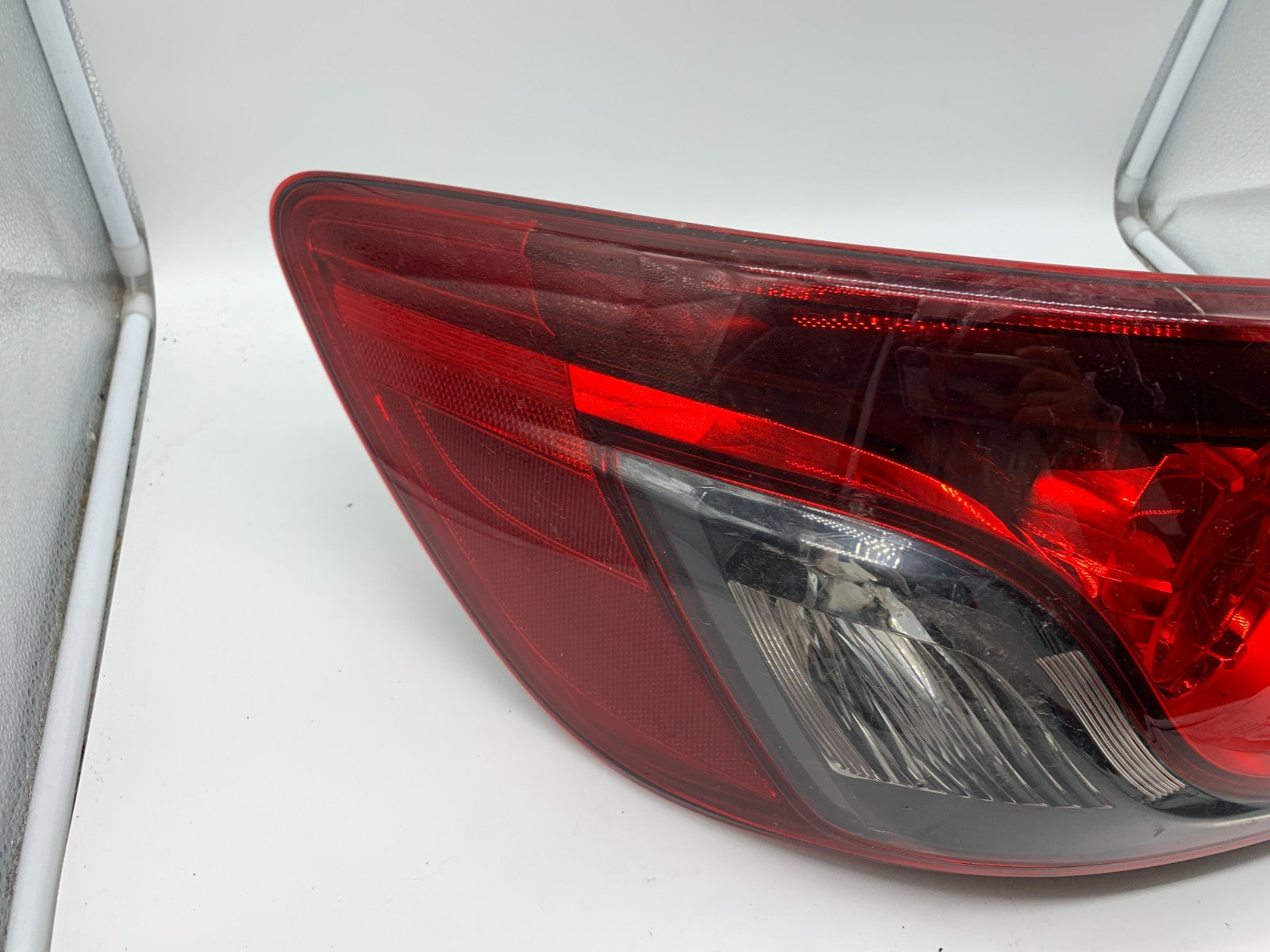2013-2015 Mazda CX9 CX-9 Driver Tail Light Taillight Lamp OEM D03B66004