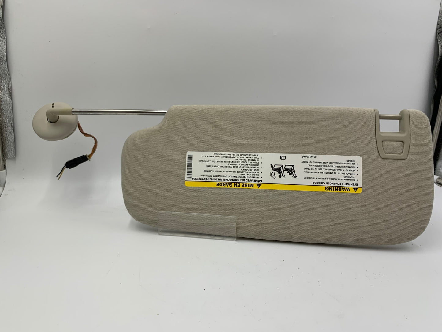 2011-2013 Jeep Grand Cherokee Passenger Sun Visor Gray Illumination B01B30034