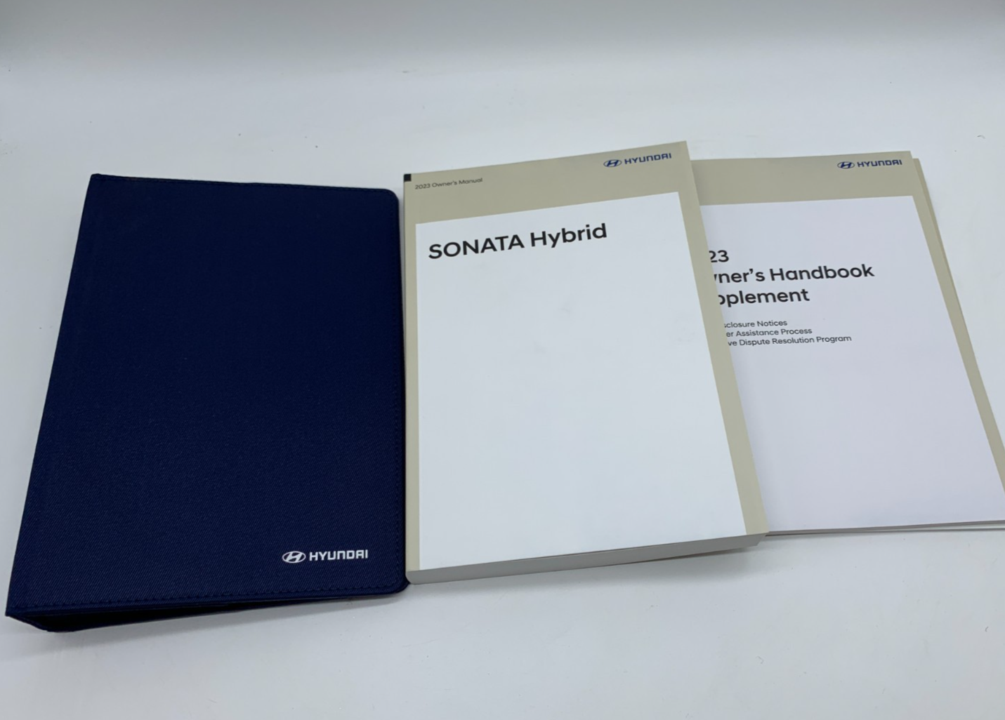 2023 Hyundai Tucson Hybrid Owners Manual Set with Case OEM A03B54005