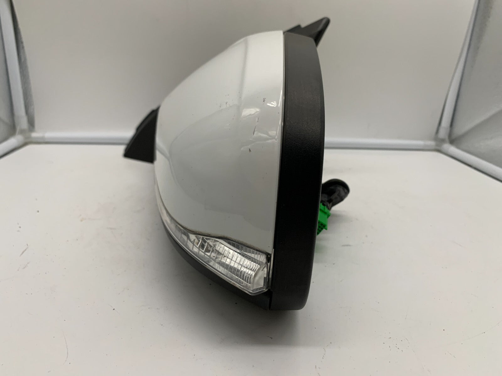 2011-2018 Volvo S60 Driver Side View Power Door Mirror White OEM E03B19002