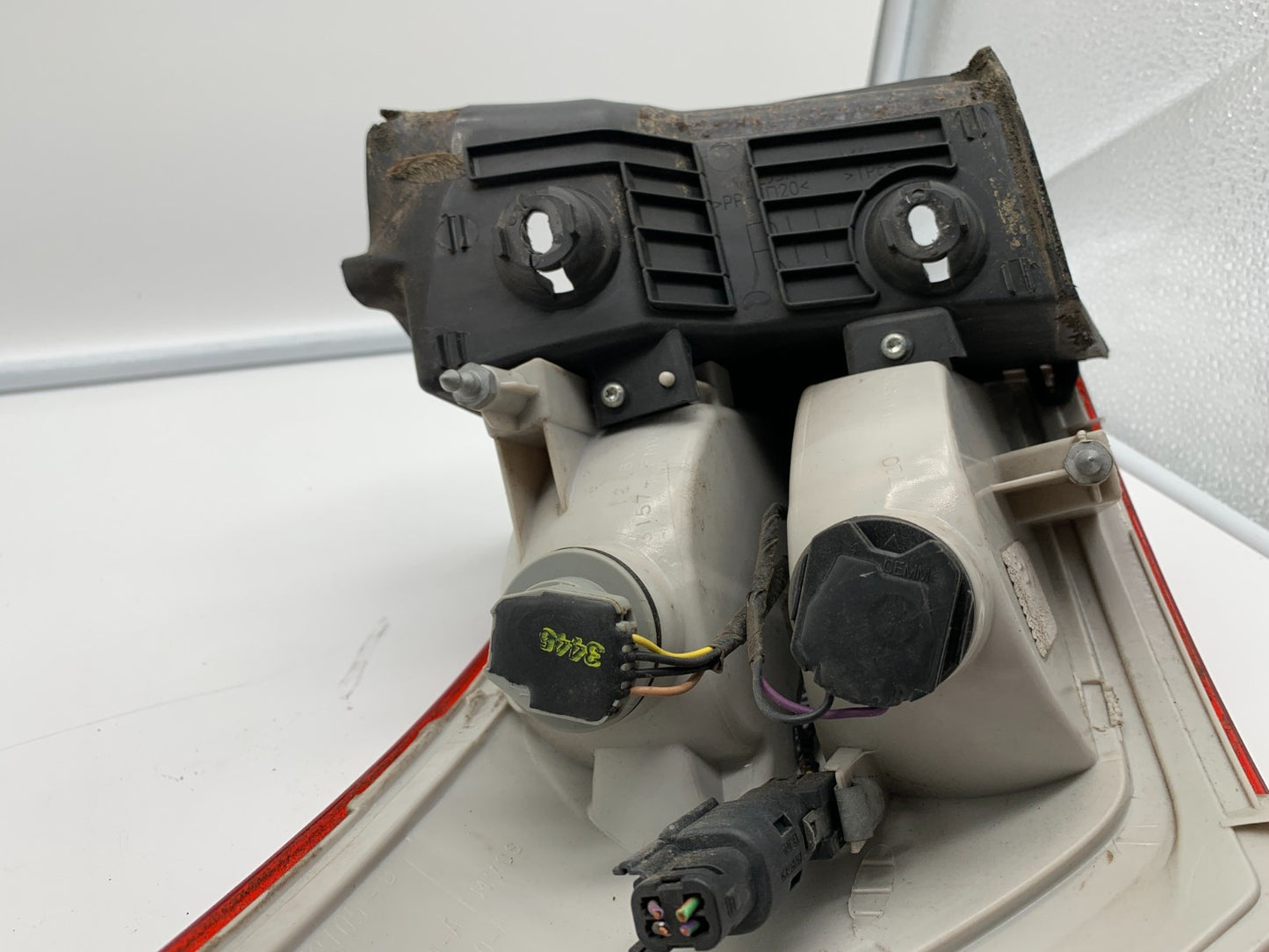 2013-2016 Ford Escape Passenger Side Tail Light Taillight OEM B03B29002