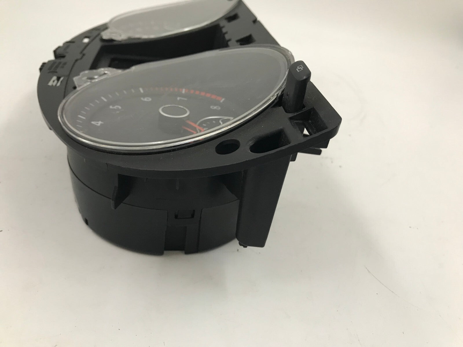 2011 Volkswagen CC Speedometer Instrument Cluster 163006 Miles OEM E02B15061